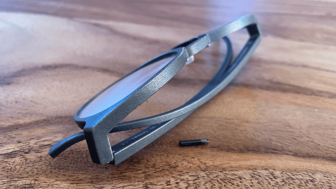 The chip is so small that it can be embedded directly into the frame without altering its shape or function.