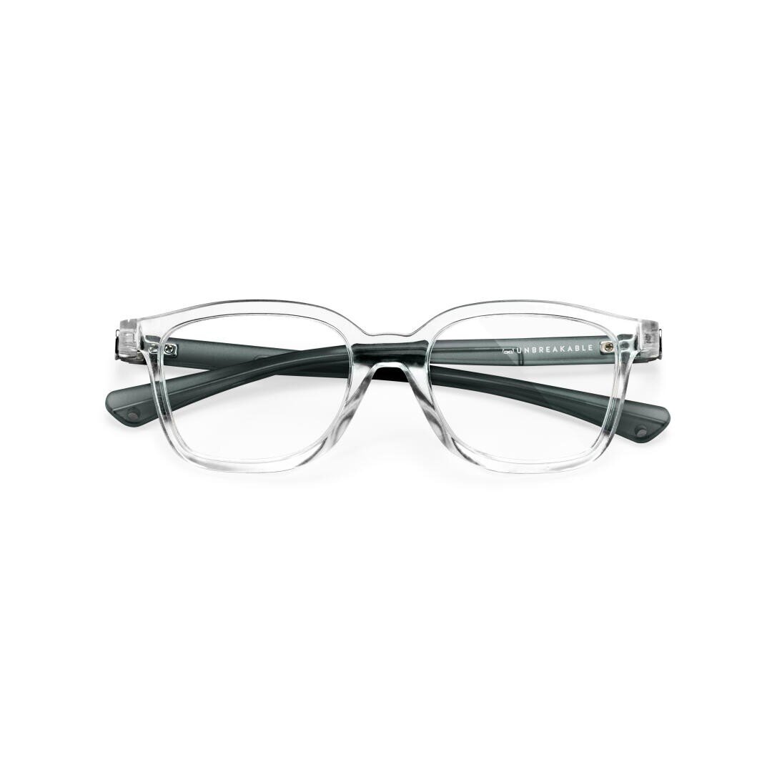 Brille mit klarem Rahmen, transparenten Rändern und schwarzen Bügeln, nach vorne gerichtet auf weißem Hintergrund.