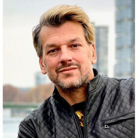 Damian Delvaux de Fenffe